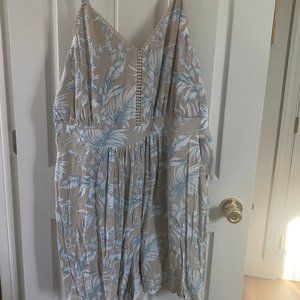New with Tags - Torrid Beige Floral Romper